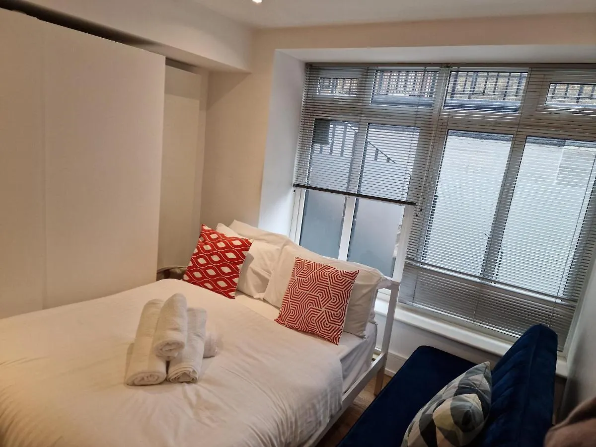 Lovely 1-Bed Apartment In London